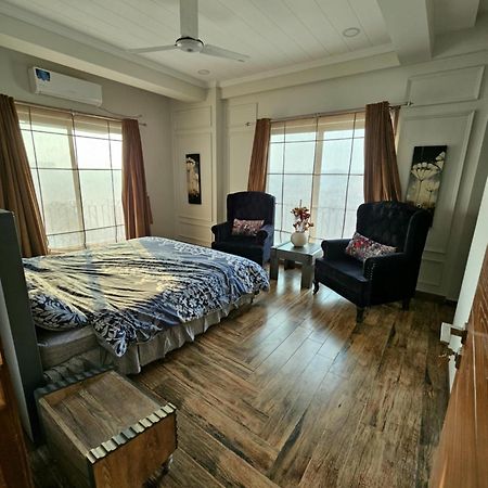 Aesthetic Scenic Luxurious Apartment - Bahria Heights Ραβαλπίντι Εξωτερικό φωτογραφία