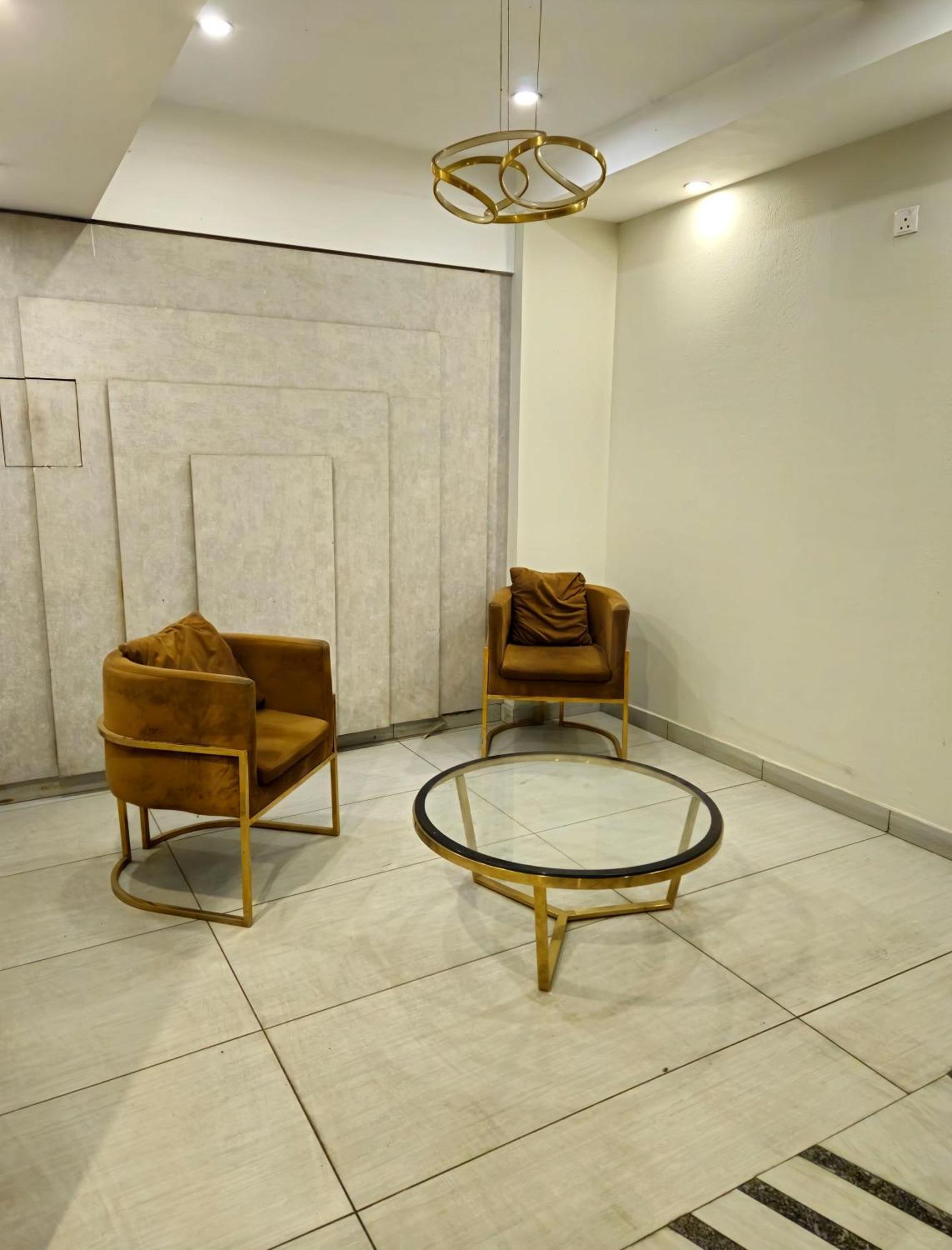 Aesthetic Scenic Luxurious Apartment - Bahria Heights Ραβαλπίντι Εξωτερικό φωτογραφία