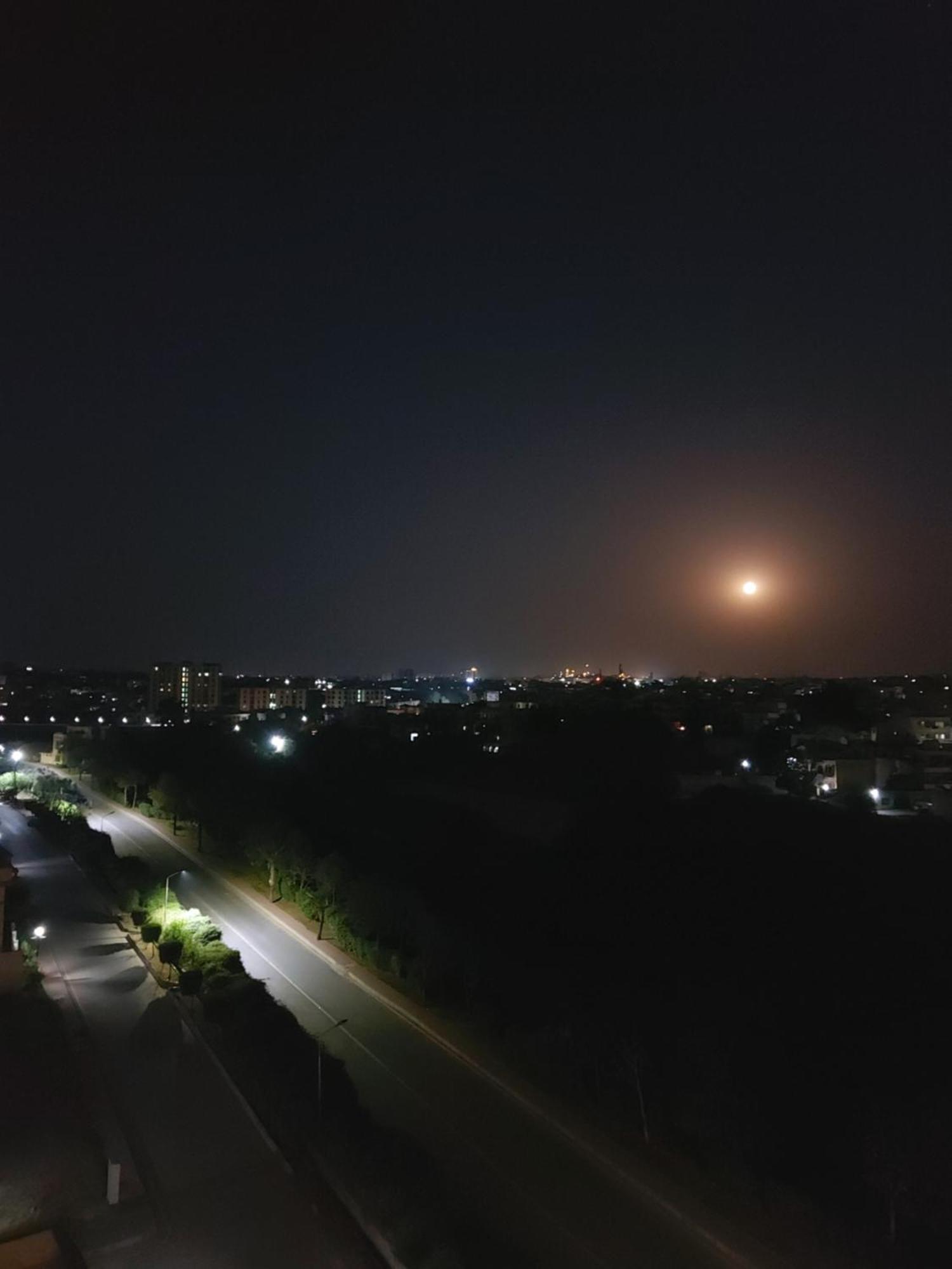 Aesthetic Scenic Luxurious Apartment - Bahria Heights Ραβαλπίντι Εξωτερικό φωτογραφία